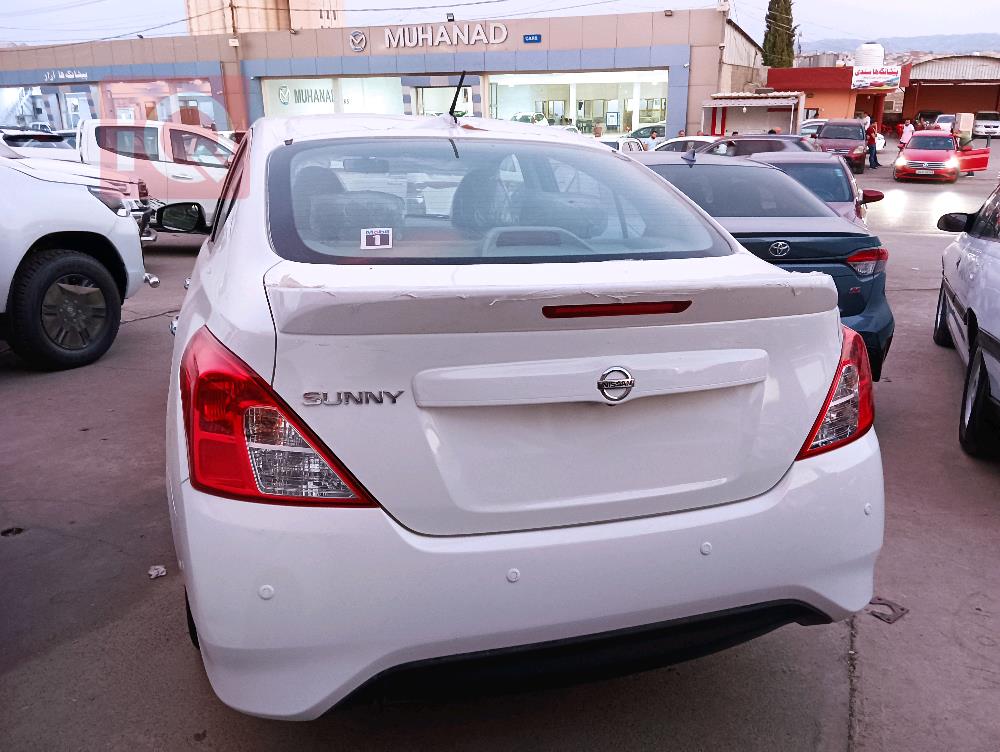 Nissan Sunny